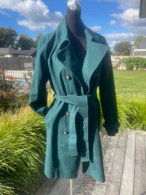 Jacqui.e Black label trench 14/16