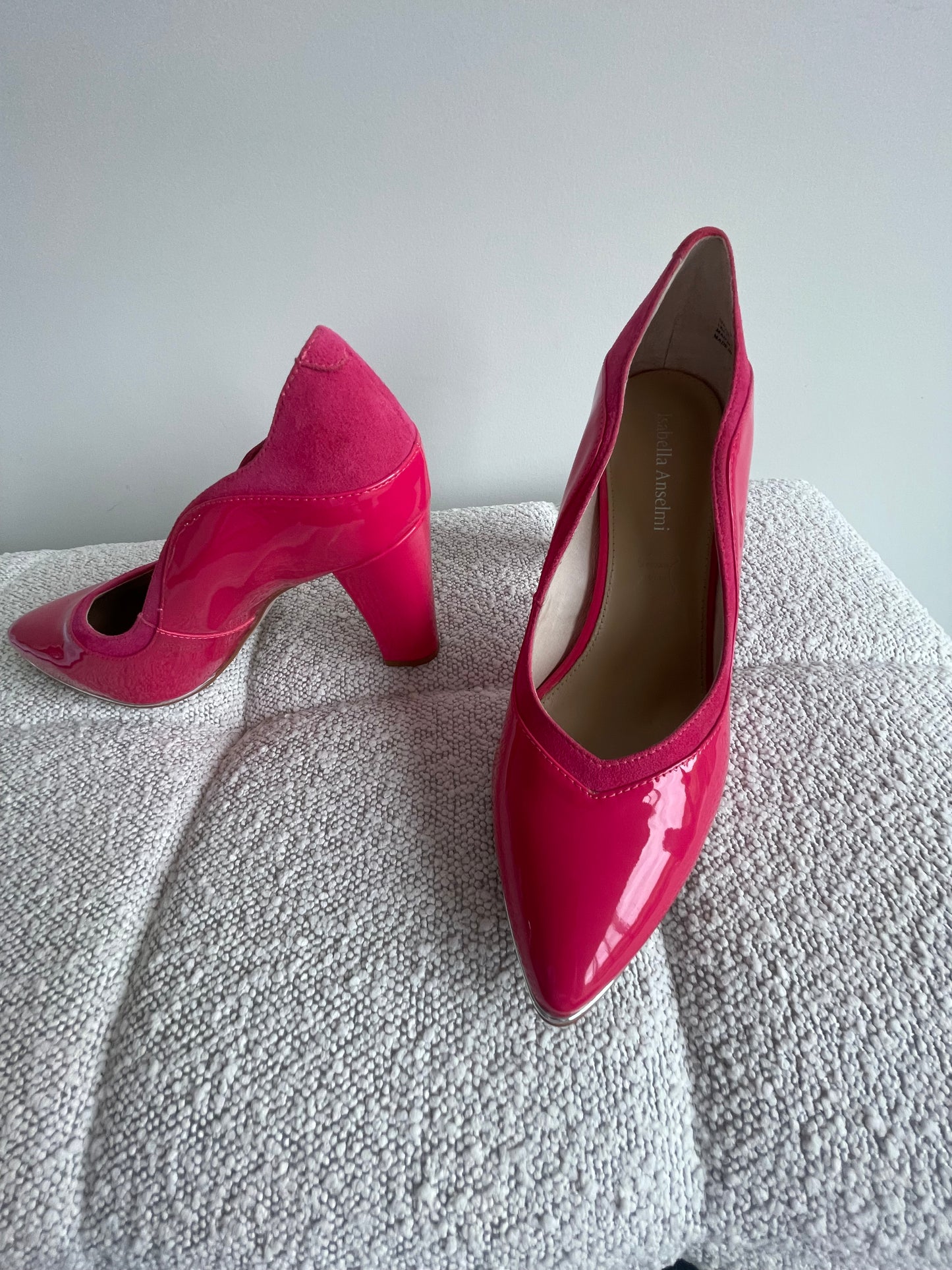 Isabella Anselmi patent heel