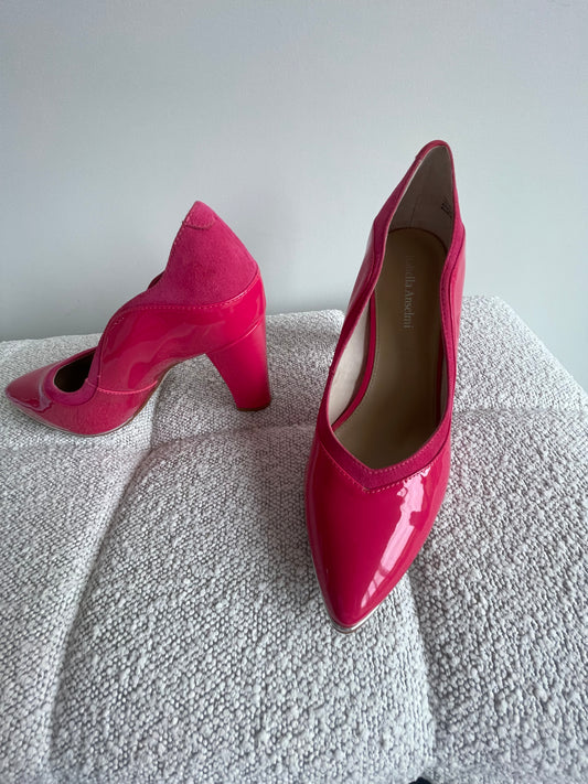 Isabella Anselmi patent heel