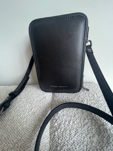 Sues Status Anxiety leather bag