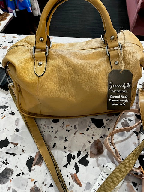 Mbaobao beige buckle bag Leather