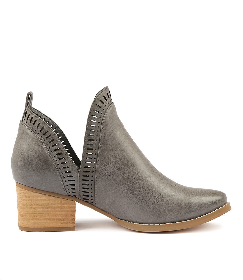 I love billy grey cutout boot 40