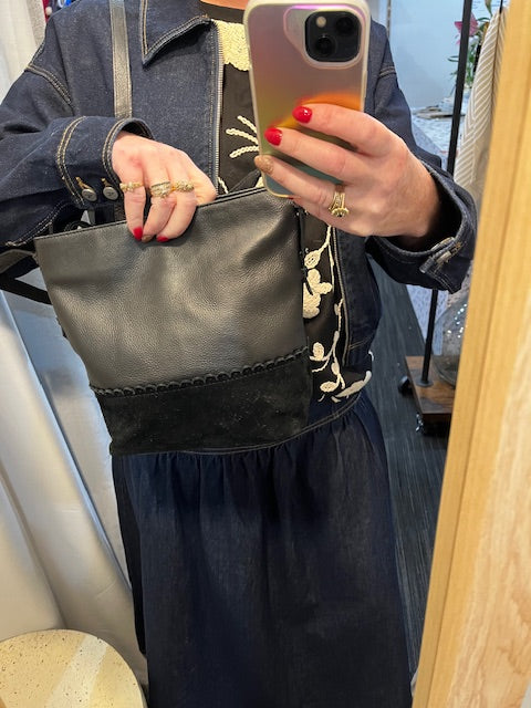 soft leather bucket bag black