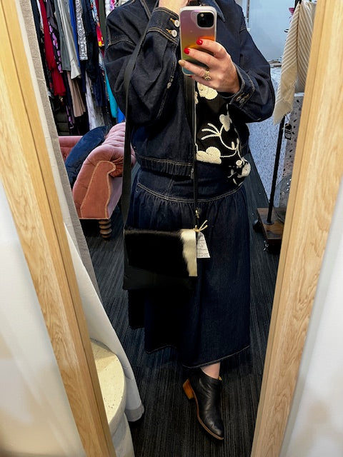 fur moo med flip floral bag