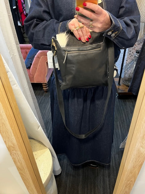 fur moo med flip floral bag