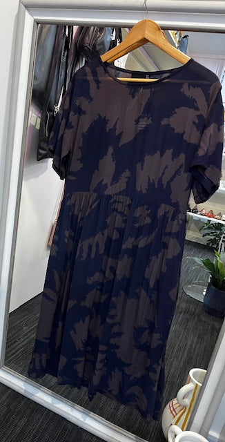 Elk Raven dress size 8