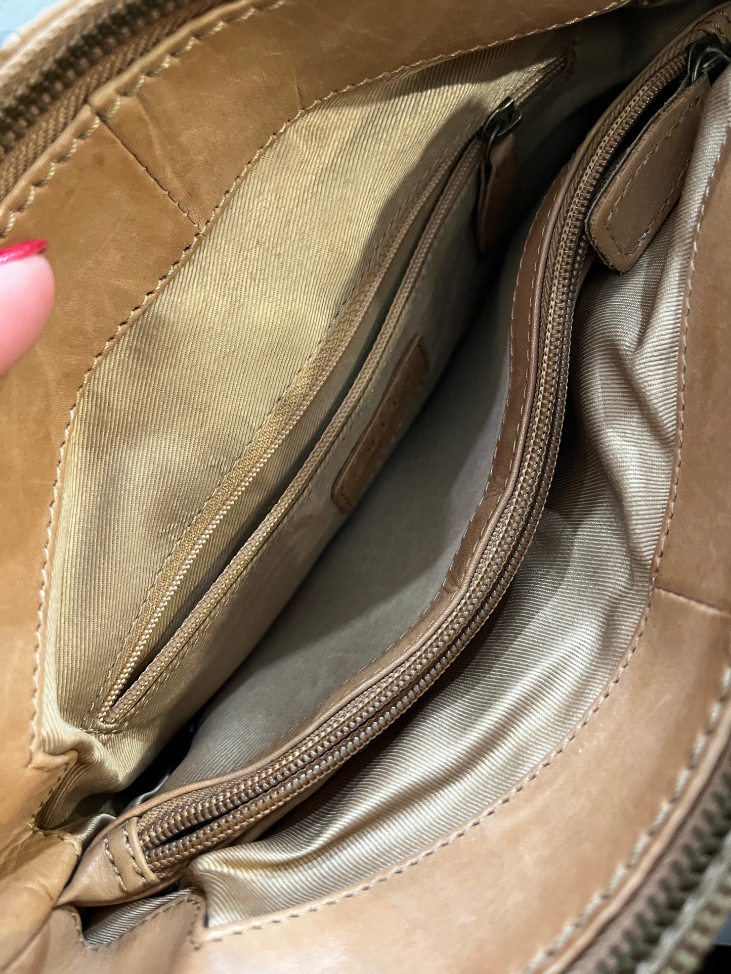Evity leather side hung bag tan