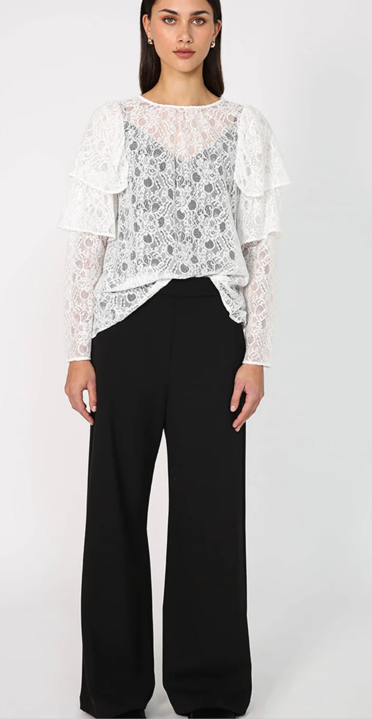 Moochi whimsy lace top NEW