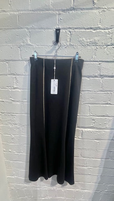 Moochi surface skirt xs-8