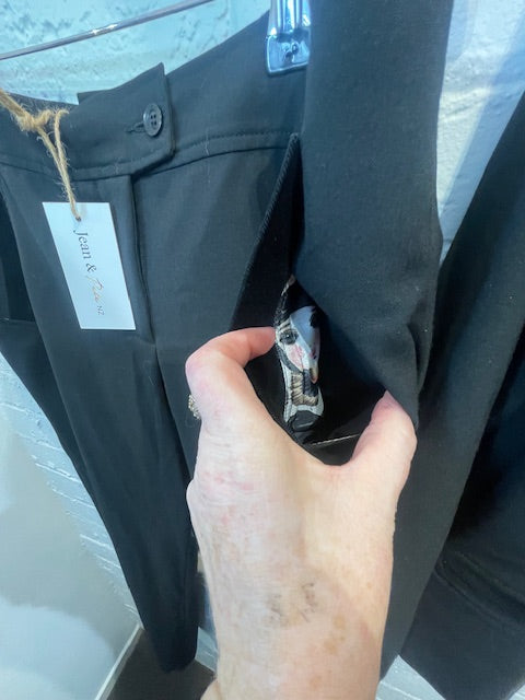 NZ world design suit-oopsi blazer & pant