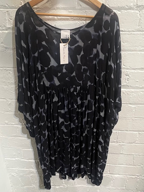 Lost and led astray dress/tunic large