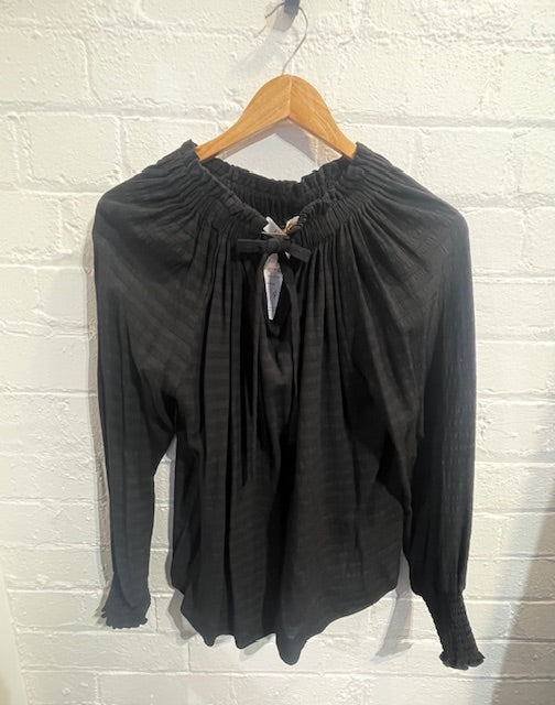 Duo pleated top 10/12