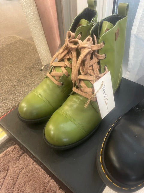 Le Sansa kiwi boot 38