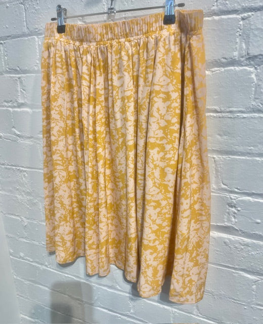 Juilette Hogan silk skirt 14