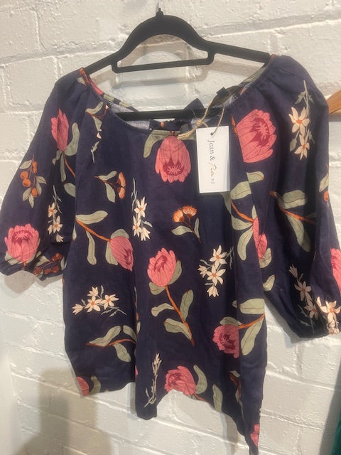 Princess Highway linen protea top